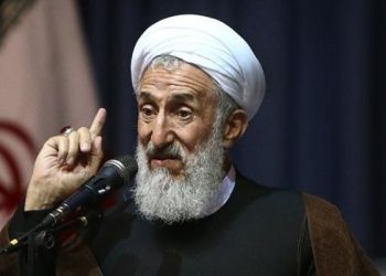 نماز جمعه ممنوع، حداقل فعلا! /  مشخص نیست ضرغامی حامل پیامی بوده یا نه