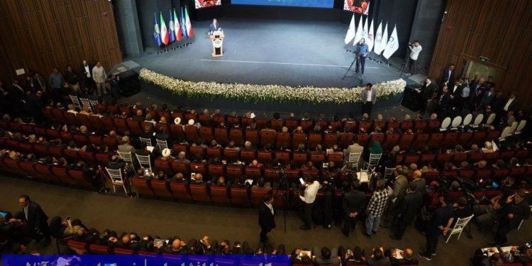 خبرآنلاین – تصاویر | همایش بینالمللی معرفی فرصتهای سرمایه گذاری در آذربایجانغربی به پایان رسید