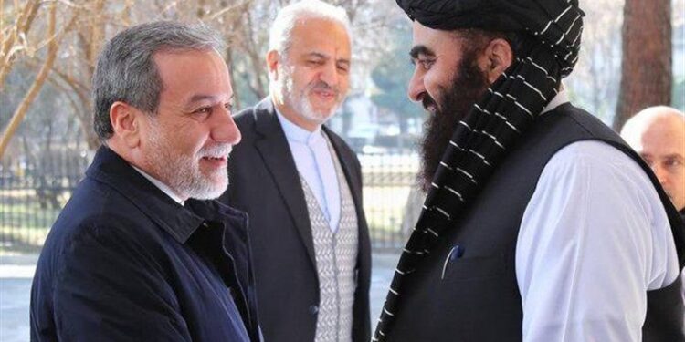 Iran, Afghanistan Discuss Bilateral, Regional Issues