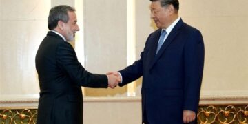 Iran’s Foreign Minister Meets Chinese Leader in Beijing