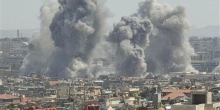 Israel Intensifies Air Strikes on Syria Under Pretext of Protecting Druze