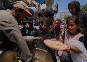 Attacks on Starving Gazans Amount to War Crime: Araqchi