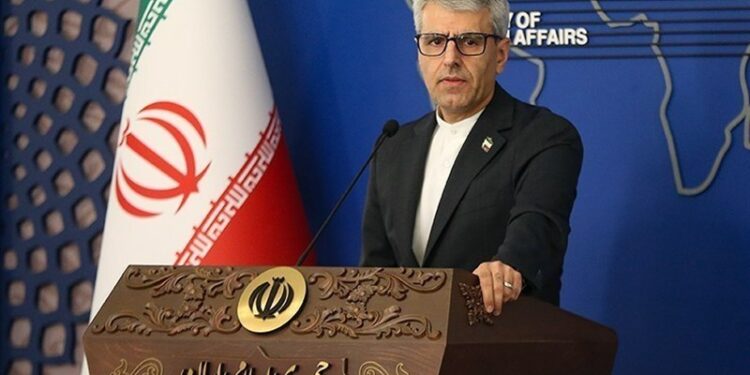 Iran Slams Latest US Sanctions on Energy Sector as Hostile, Illegal