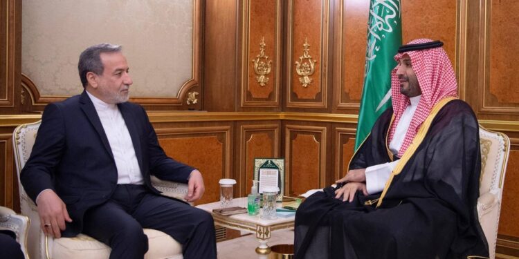 Foreign Minister meets Saudi crown prince to discuss regional stability