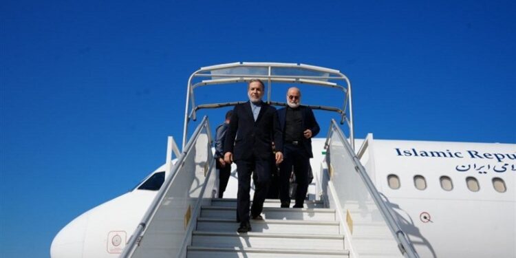Iranian FM Visits Saudi Arabia for OIC Meeting on Gaza Crisis