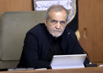 Iran Needs Dignified Perseverance, Unshakable Defense: President