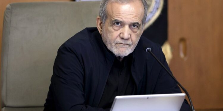 Iran Needs Dignified Perseverance, Unshakable Defense: President