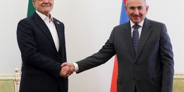 Iran, Armenia Sign 10 Cooperation Deals during Pezeshkian’s Yerevan Visit