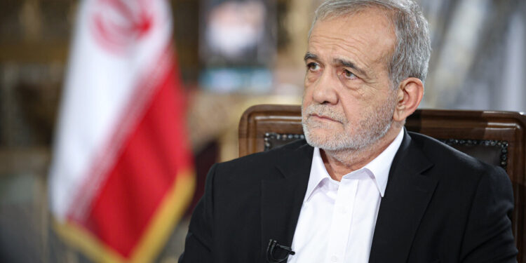 Pezeshkian praises Armenian community, stresses historic ties during visit to Armenia