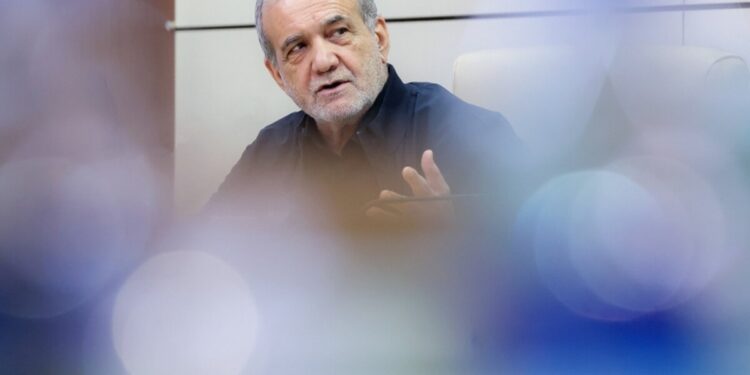 President Pezeshkian appreciates statements by Leader of Revolution