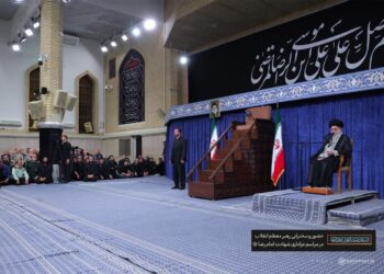 Leader: Iran will stand firmly against US demand for obedience