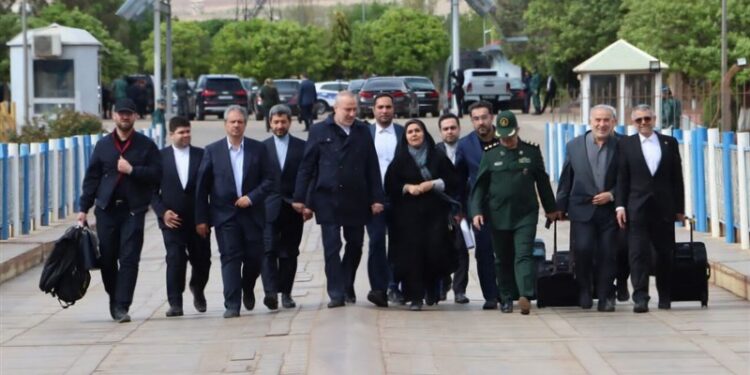 Iran Unveils Plan for Finalization of Contract with Russia on Rasht-Astara Railroad