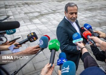 Over 80 Iranian Lawmakers Urge Government to Pursue “U.S. Crimes” in International Courts