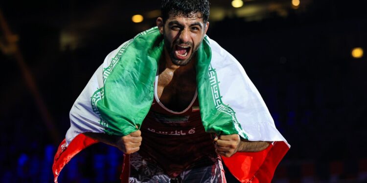 Iran’s Wrestler Hadi Saravi Nominated for World Athlete of the Year